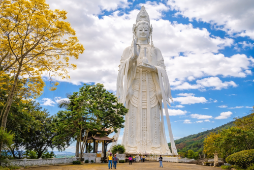 Chùa Linh Ẩn và Thác Voi – Nơi Tâm Linh Giao Hòa Cùng Thiên Nhiên