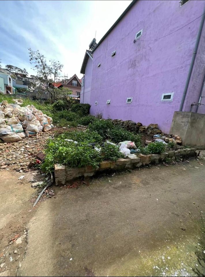 Bán lô đất XD liên kế sổ riêng tại đường...