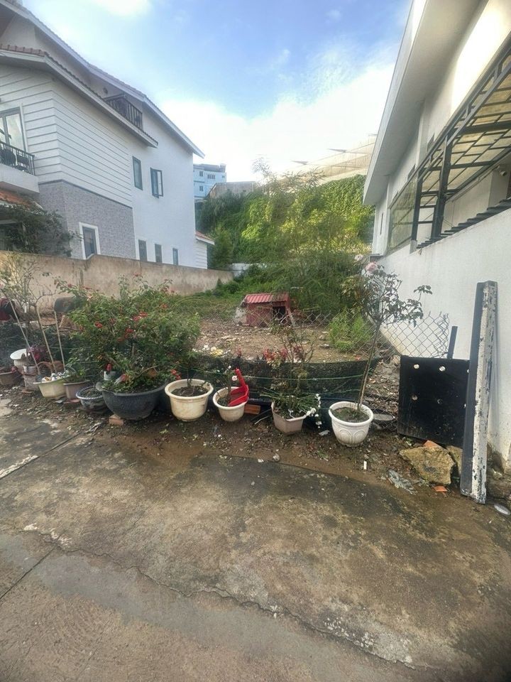 Bán lô đất biệt lập 205m2, giá chỉ 7tỷ...