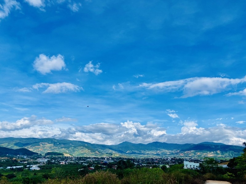 Bán 579m2 đất VIEW Đẹp,Toàn Cảnh Thị...